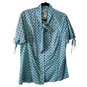 Unique Vintage light blue strawberry print button up top size 1X women's